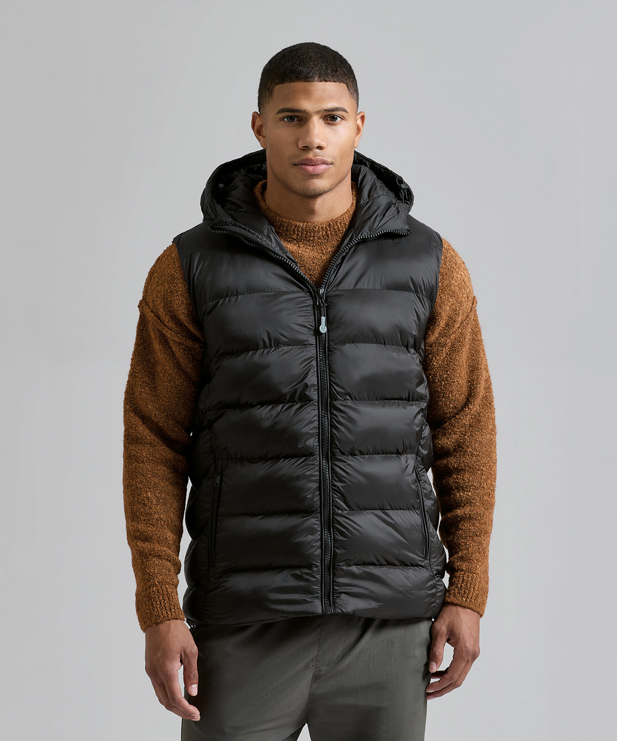 Solitude recycled hooded bodywarmer - New Wave Society