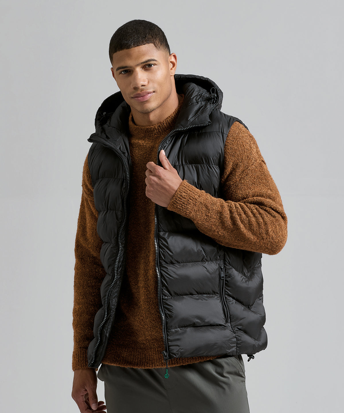 Solitude recycled hooded bodywarmer - New Wave Society